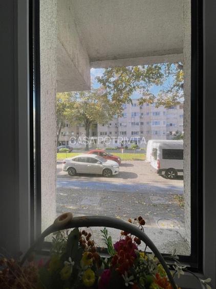Bd. Mamaia - Capitol, garsoniera decomandata, stradala, ideala birou, cabinet - 12