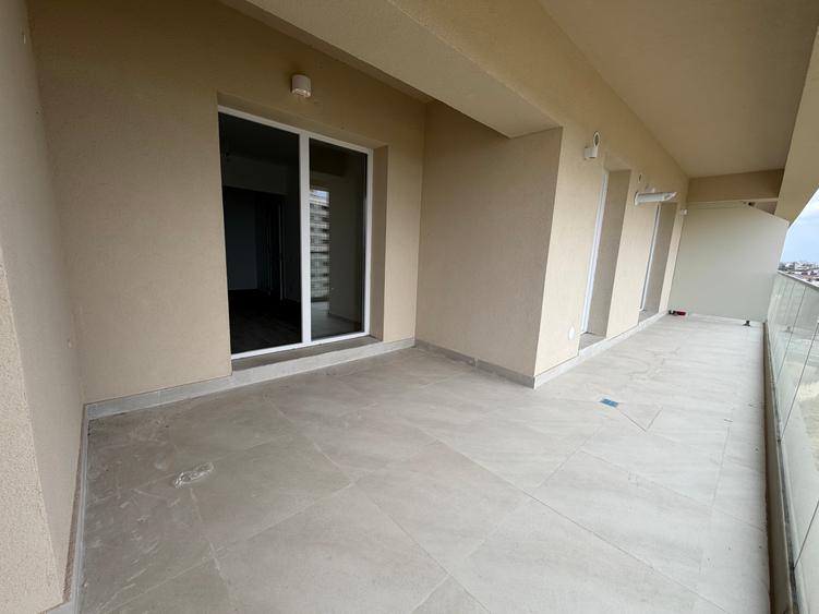 Apartament 2 camere,finalizat,centrala proprie+loc de parcare,vedere catre Lac