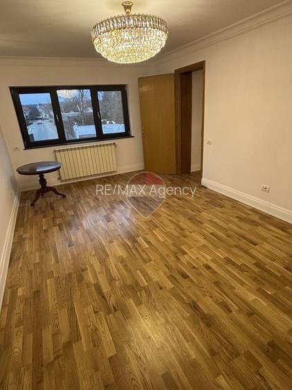 Vilă cu 6 camere de închiriat PIPERA - 5