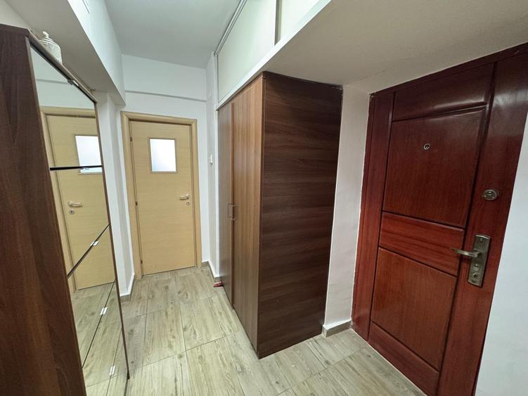 Inchiriere apartament trei camere mobilat/utilat 68mp Cotroceni metrou