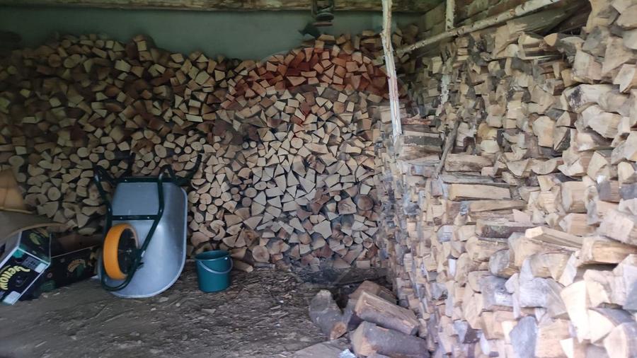 De vanzare casă cu teren 1,17ha la munte, Munteni, Bulz, spre Hiltop