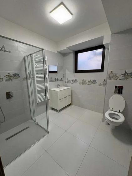 Apartament de 3 camere, 93 mp, parcare, centrala, zona Pipera