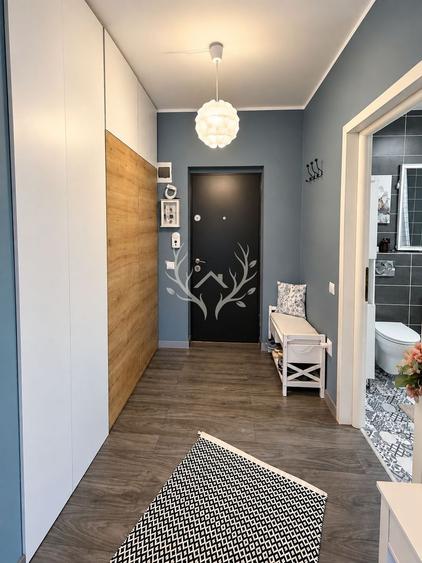 Apartament cu 3 camere, 21 mp balcoane, parcare subterana in zona Vivo