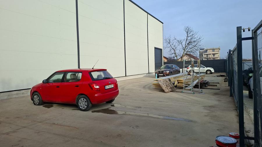 Hala nou construita de 500mp cu curte proprie betonata