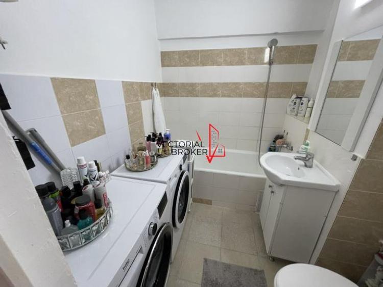 Apartament 2 Camere Decomandat Mobilat si Utilat Modern constructie 1984