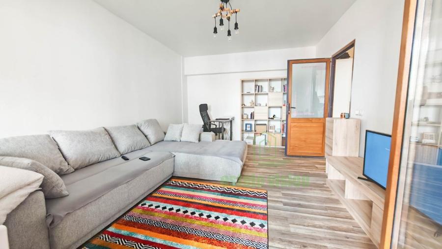 Oportunitate! Apartament 2 camere spatios, decomandat, mobilat, terasa mare inch