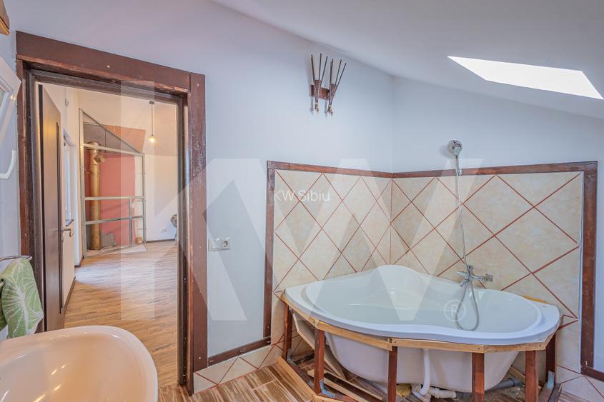 Casa cu priveliste spectaculoasa Tocile Sibiu - 22