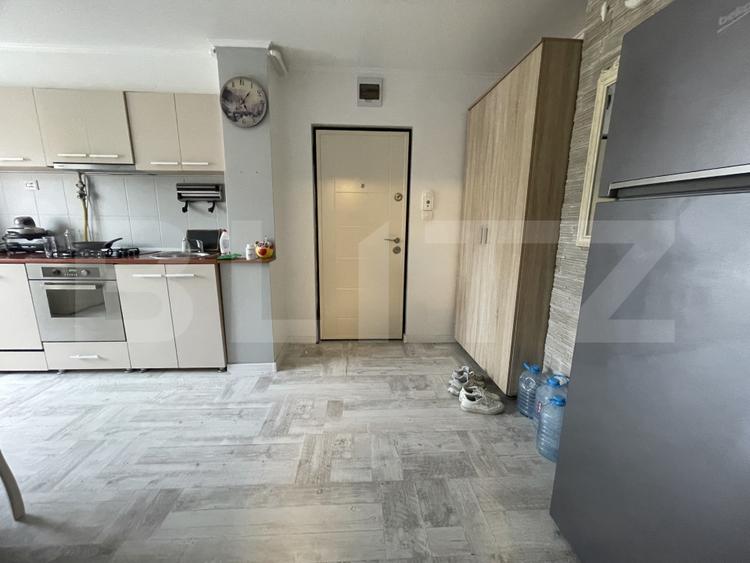 Apartament cu 3 camere, zona centrala