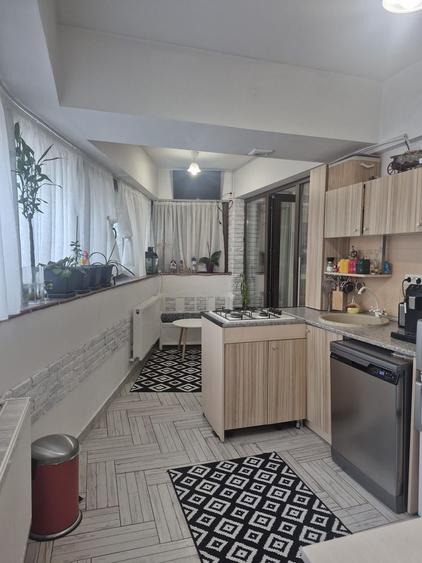 Tomis nord Euromaterna-apartament 3 camere finisat modern