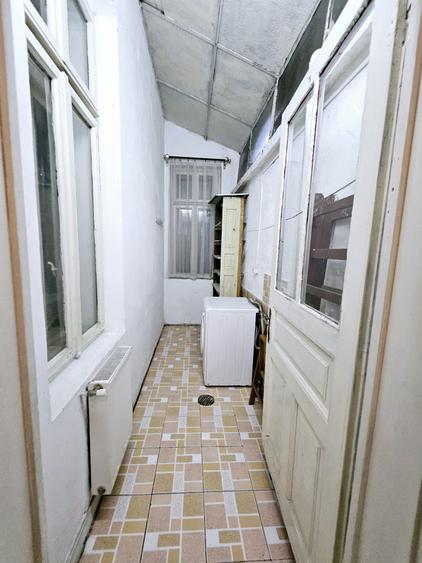 VANZARE APARTAMENT 4 CAMERE IN VILA, ZONA NICOLAE IORGA , PLOIESTI