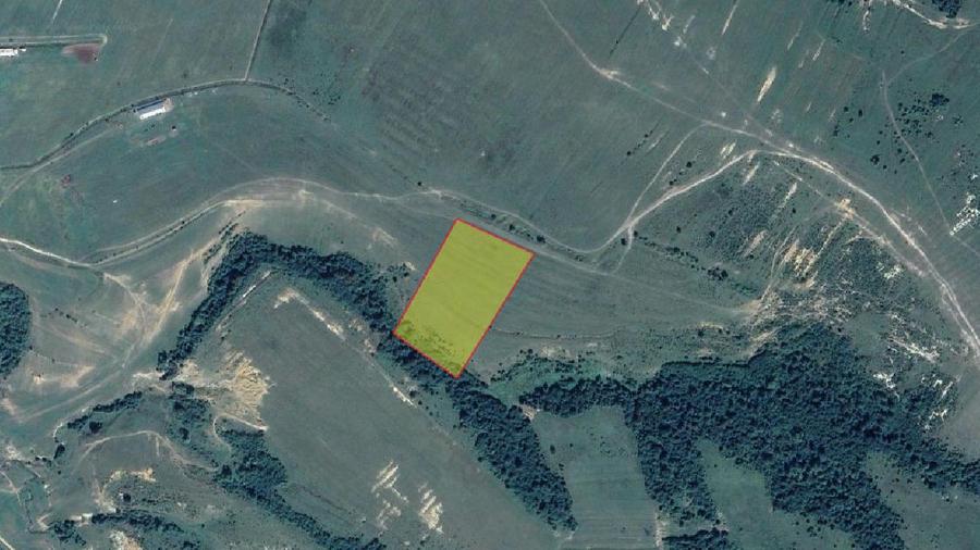 Teren arabil din 3 parcele - -53 300 mp, Sat. Grid