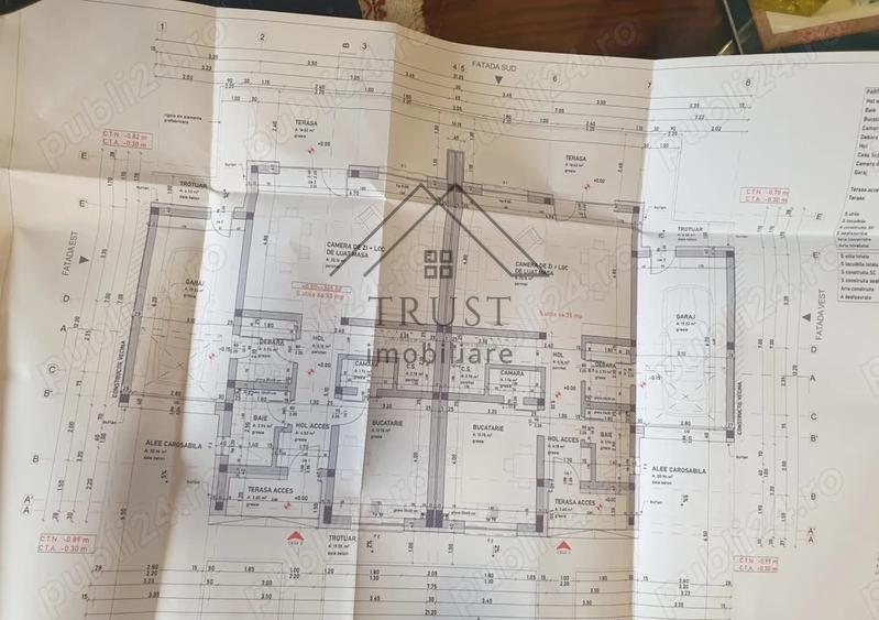 Casă modernă cu garaj și grădină privată într-o zonă liniștită din Florești