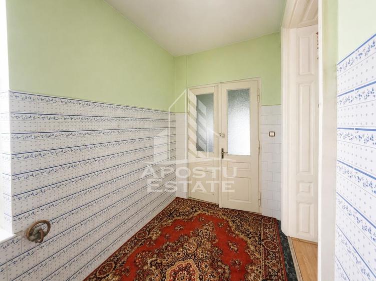 Apartament 2 camere la curte comuna, zona Odobescu Timisoara