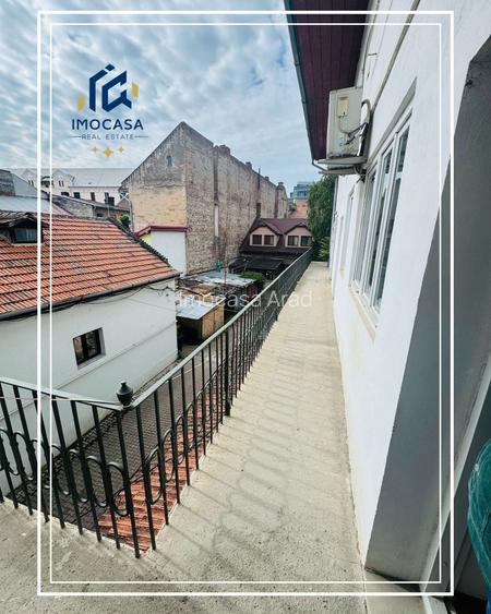 De vanzare Apartament Rez. Birou dimensiuni impresionantă centru Arad - 23