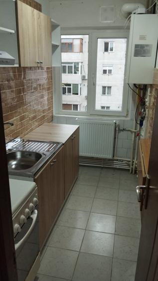 Apartament 3 camere de închiriat – Tomis Nord | 500 €/lună