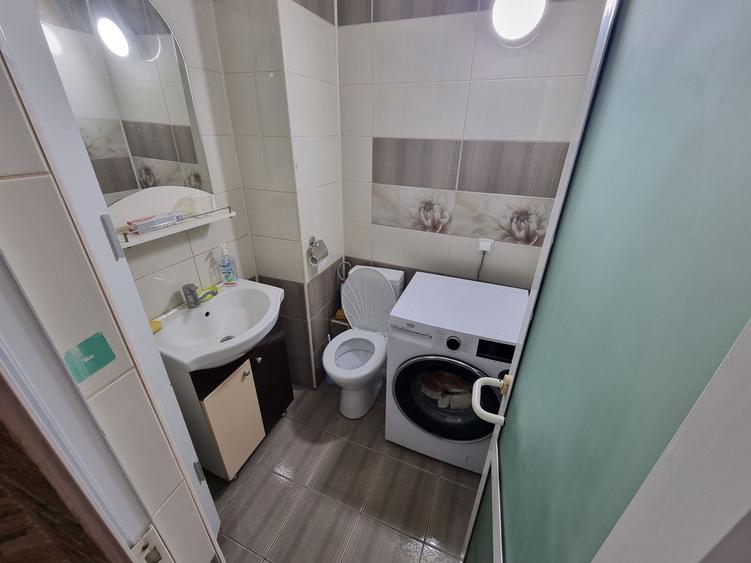 Apartament 3 camere zona Trocadero