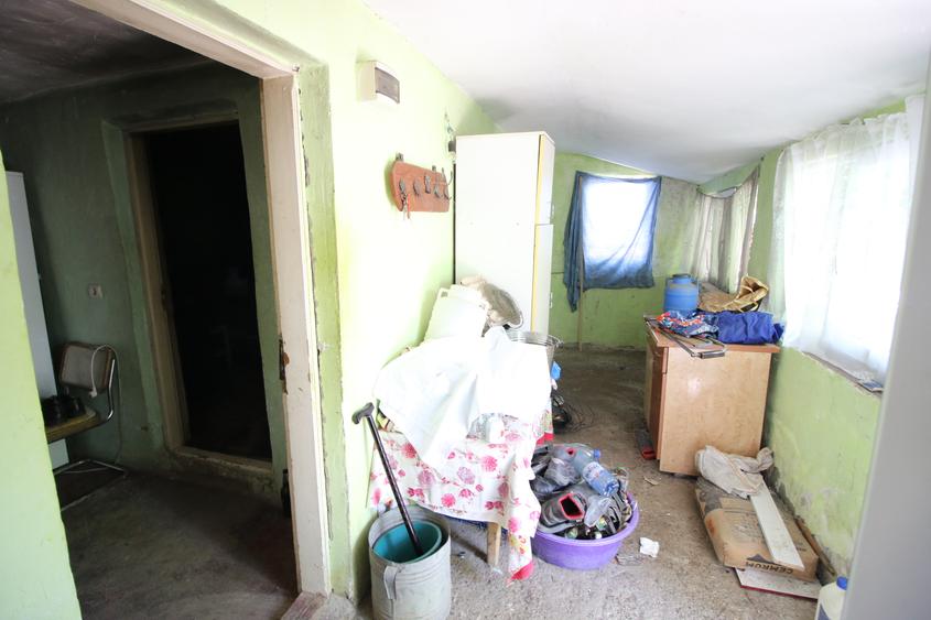 Vand teren 999mp +constructie de renovat loc. Serbestii Vechi