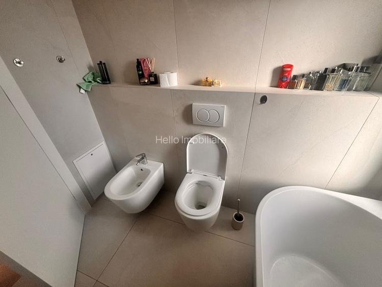 Casa ultra exclusvista, 305 mp, Zona Sub Cetate, Floresti