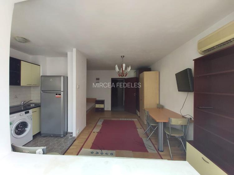 ÎÎnchiriez garsoniera - Zona Păcii - 8