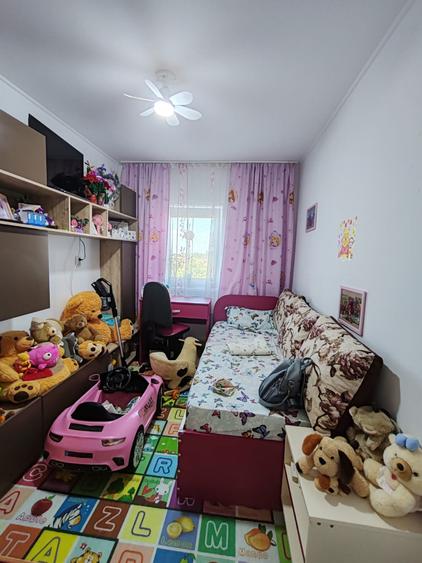 APARTAMENT 2 CAMERE DECOMANDAT !