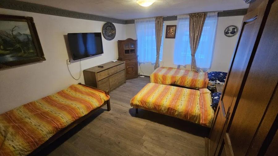 Casa 2 camere libera la vanzare GHIMBAV