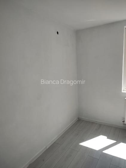 Vanzare apartament central luminos, ideal ptr persoane singure sau cuplu - 10