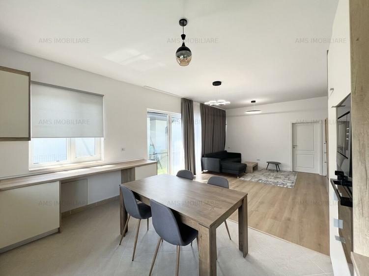 SUPERB / GRADINA GENEROASA / LOC PARCARE