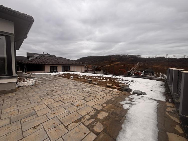 Casa Individuala 550mp teren Valea Rusului