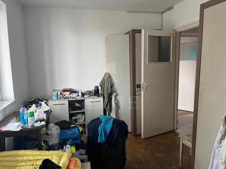 Apartament 2 camere în zona STRAZII UNIRII