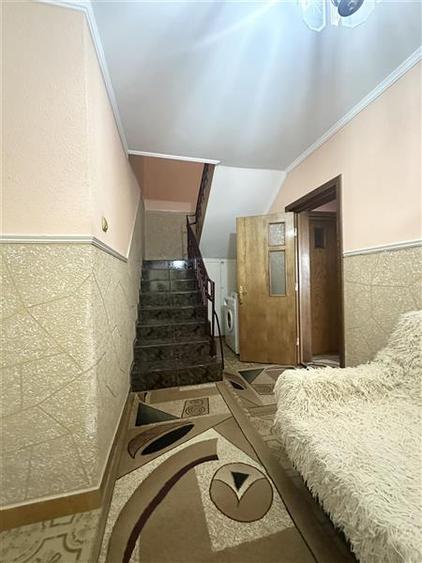 Casa din Caramida S+P+1E, 10 camere, Faleza Nord