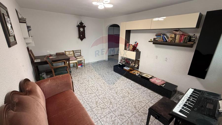 Apartament 3 camere Ultracentral cu loc de parcare
