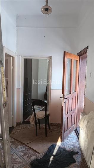Tatarasi zona Piata Chirila teren 576mp cu casa si anexe (pretabil  si privatiza - 6