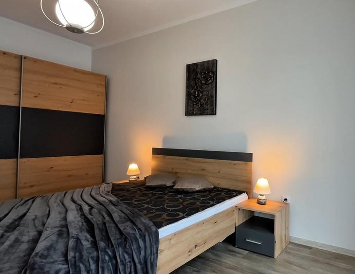 Apartament Modern 2 camere, Floresti, str.Eroilor, parcare, balcon