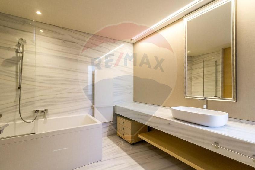 Închiriere Apartament 4 camere Primăverii