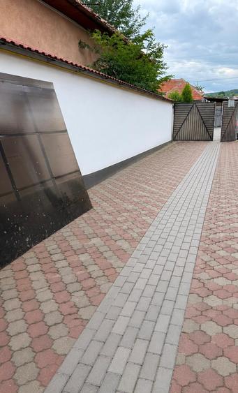 Casă Duplex Spațioasă | 135 mp Utili | 200 mp Teren | Zona Cetate