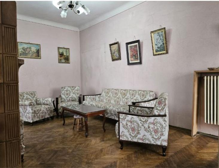Vanzare 3 camere Stirbei Voda - Casa Radio