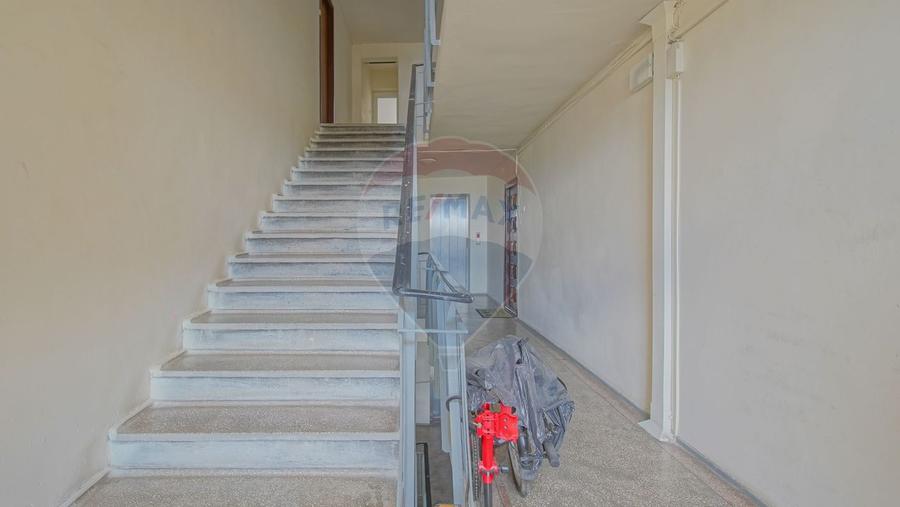 Apartament cu 2 camere de închiriat în zona Florilor