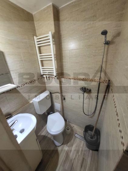 Garsoniera, 21mp, etaj intermediar, zona Dambul Rotund