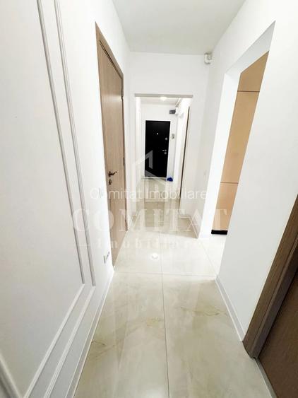 Apartament cu 4 camere de vânzare zona Minerva - 9