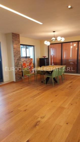 Unicat! Penthouse Mamaia Central - 690.000 euro(Cod E8) - 39