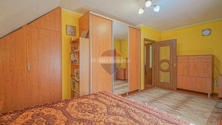 PURCARENI – 2 CASE , MULTIPLE POSIBILITATI | 533 mp | 0% comision