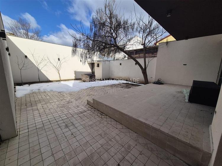 Vila P+1 ULTRAMODERNA zona Centrala, suprafata teren 350 mp - 24