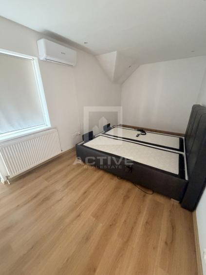 Vila cu curte proprie-zona Cipariu