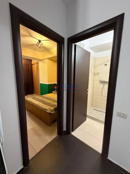 Închiriez apartament 2 cam decomandat 69 mp, I C Brătianu