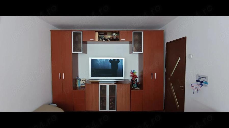 Apartament 3 Camere De Inchiriat Sector 2