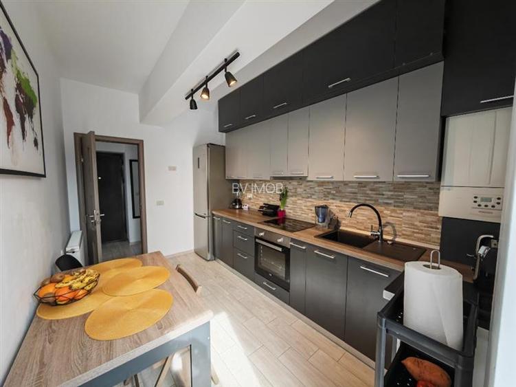 Inchiriem Apartament 2 Camere, Mobilat, Decomandat, Tractorul - 10