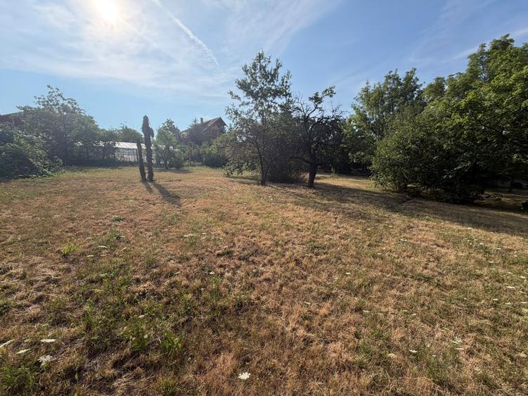 Casa de vanzare in Oradea,teren 3000 mp,zona de dealuri, priveliste spre oras