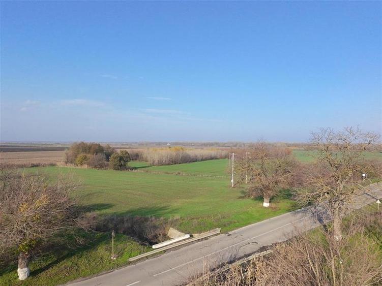 Teren de vanzare in Delta Dunarii loc. Nufaru