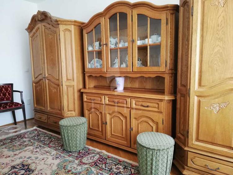 Apartament 2 camere în zona 1 Decembrie