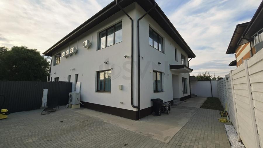 REV2005138 Vila Smart 5 camere - Panouri Fotovoltaice - Trapezului